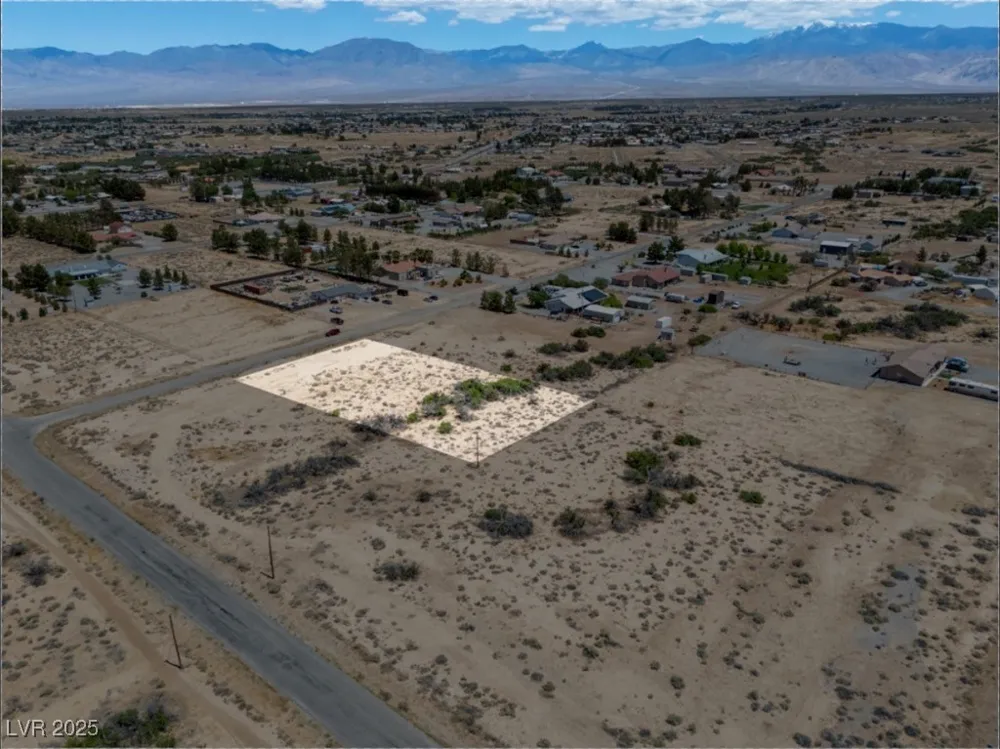 641 W China Street Pahrump, NV 89048