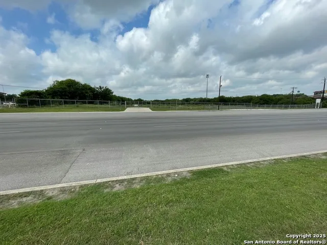 6435 W Military San Antonio, TX 78227