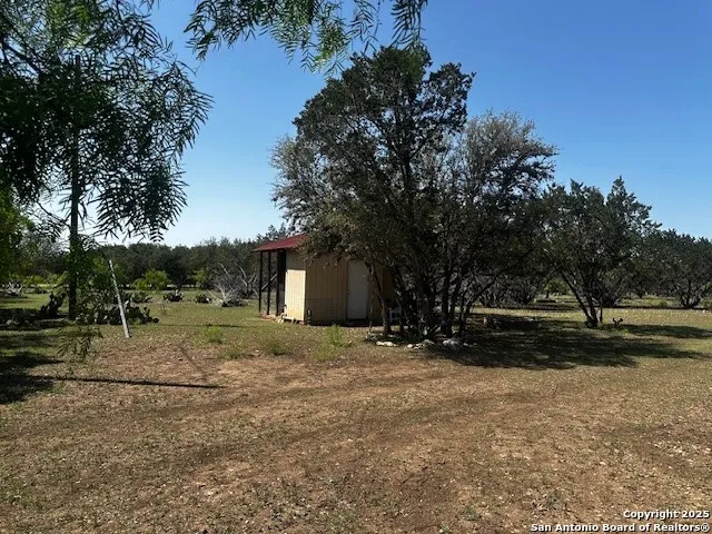 698 Kahn Rio Frio, TX 78879