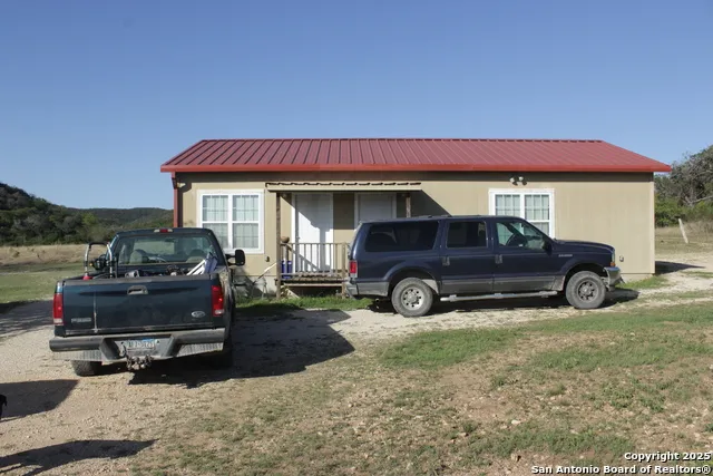 1976 W cedar creek Leakey, TX 78873