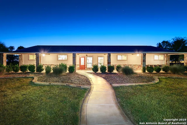 20250 Interstate 35 S Lytle, TX 78052