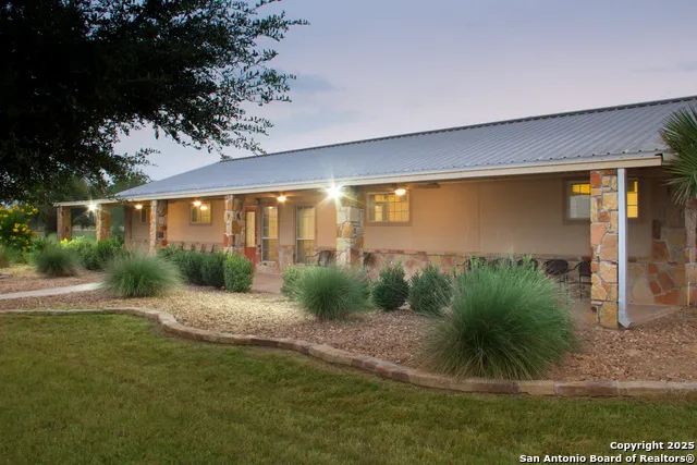 20250 Interstate 35 S Lytle, TX 78052