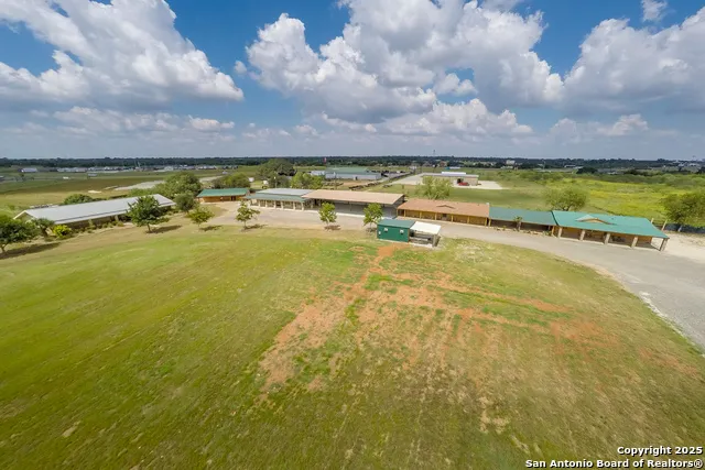 20250 Interstate 35 S Lytle, TX 78052