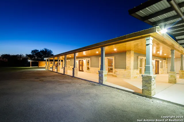 20250 Interstate 35 S Lytle, TX 78052
