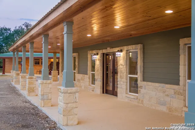 20250 Interstate 35 S Lytle, TX 78052