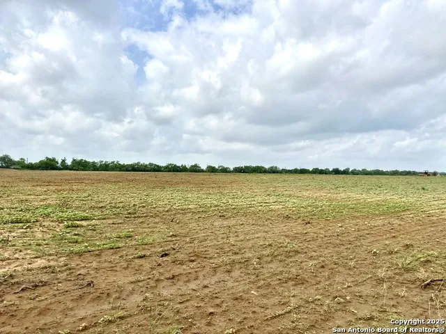 20250 Interstate 35 S Lytle, TX 78052
