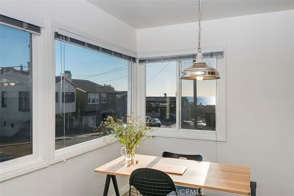 231 Longfellow Avenue Hermosa Beach, CA 90254