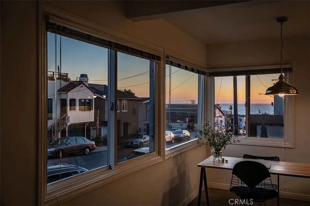 231 Longfellow Avenue Hermosa Beach, CA 90254