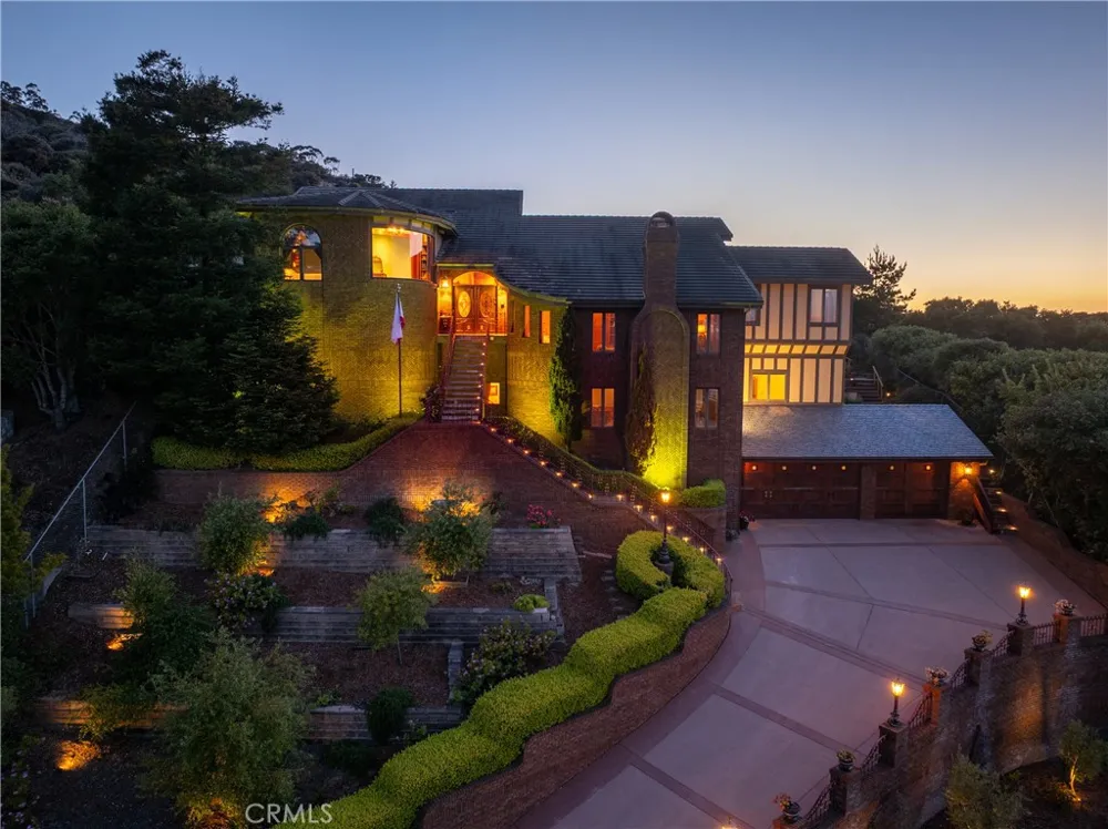 2743 Rodman Drive Los Osos, CA 93402
