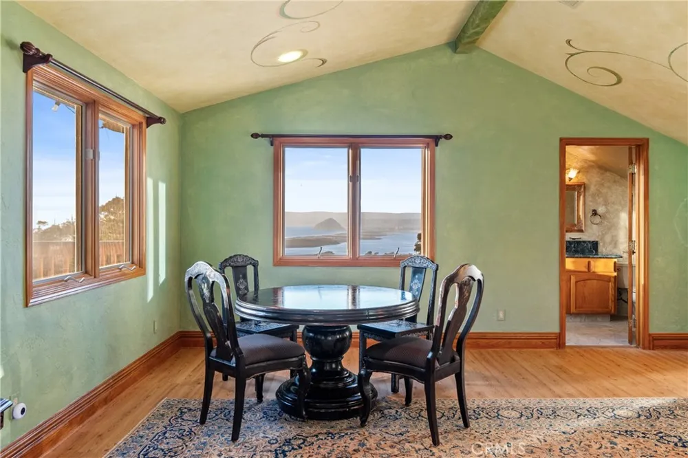 2743 Rodman Drive Los Osos, CA 93402
