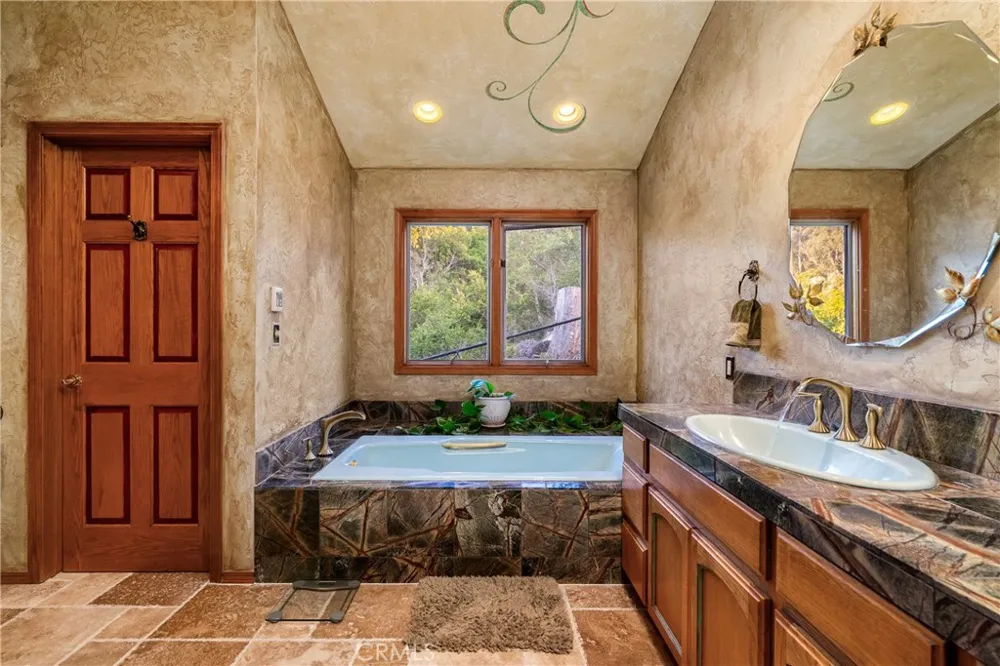 2743 Rodman Drive Los Osos, CA 93402