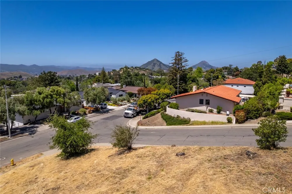 1636 Encino Ct San Luis Obispo, CA 93401