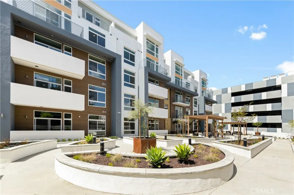 168 S Monterey Street #411 Alhambra, CA 91801