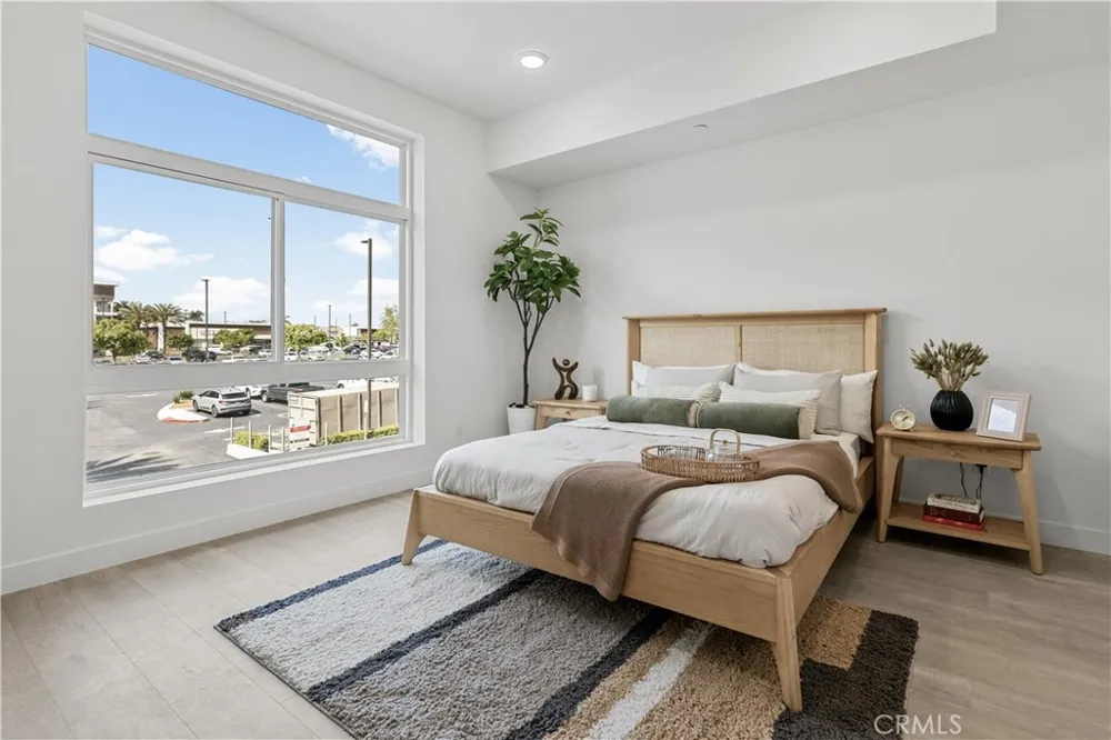 168 S Monterey Street #313 Alhambra, CA 91801