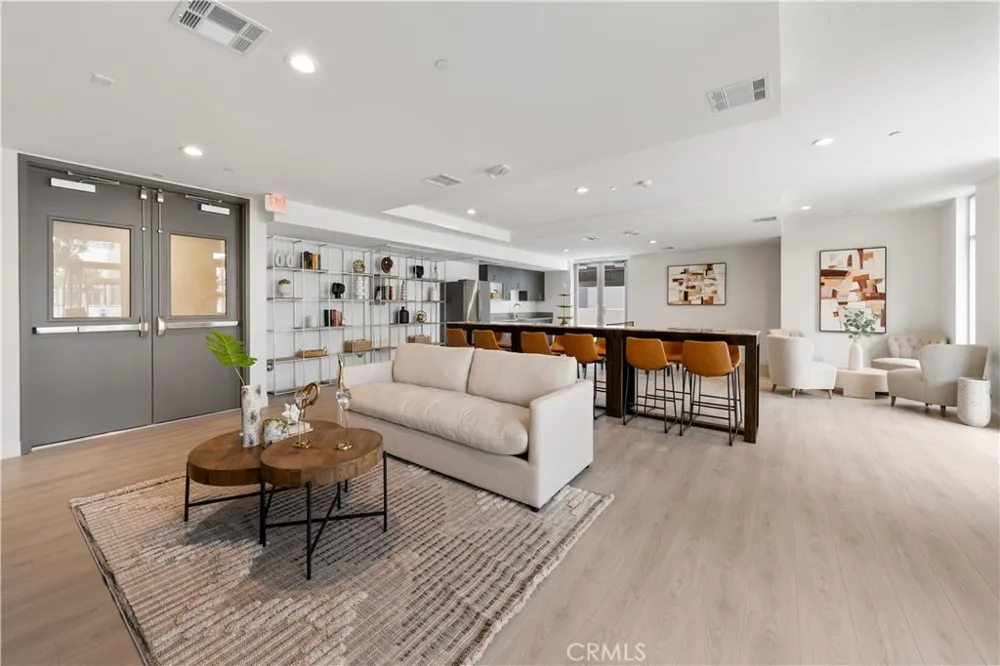 168 S Monterey Street #313 Alhambra, CA 91801