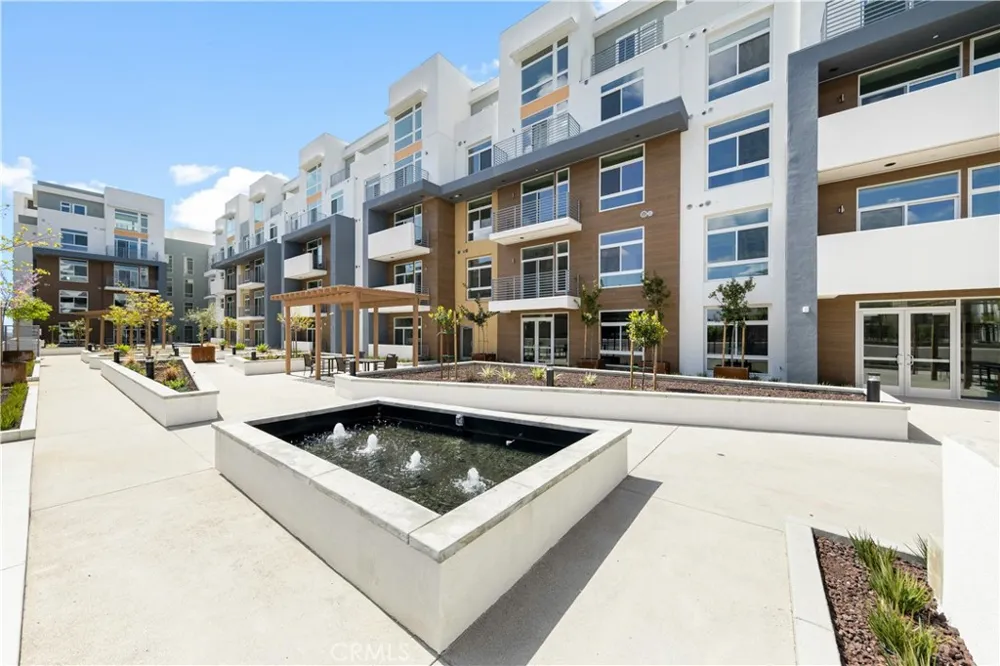 168 S Monterey Street #313 Alhambra, CA 91801