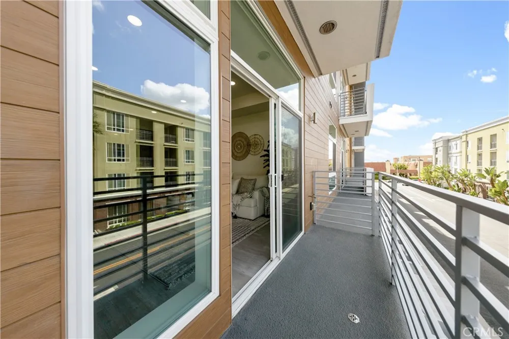 168 S Monterey Street #313 Alhambra, CA 91801