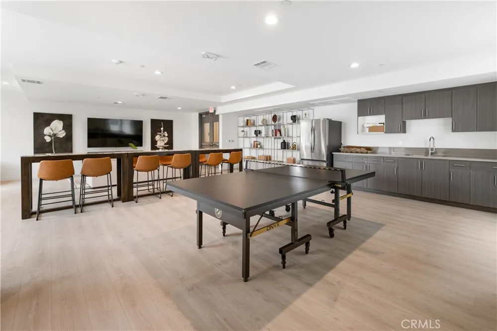 168 S Monterey Street #313 Alhambra, CA 91801