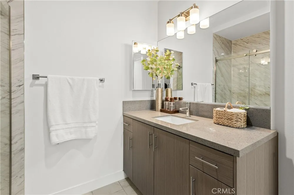 168 S Monterey Street #313 Alhambra, CA 91801
