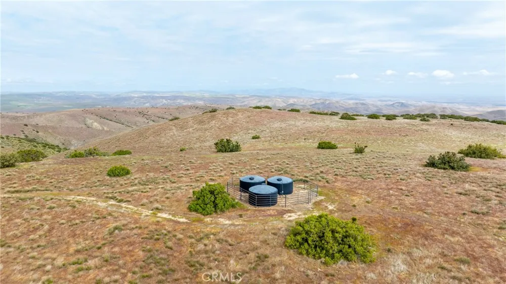 8050 Bitterwater Road Shandon, CA 93461