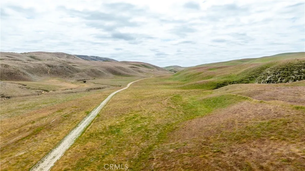 8050 Bitterwater Road Shandon, CA 93461