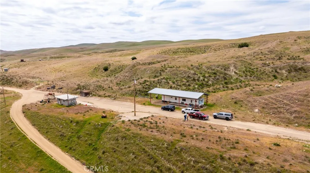 8050 Bitterwater Road Shandon, CA 93461