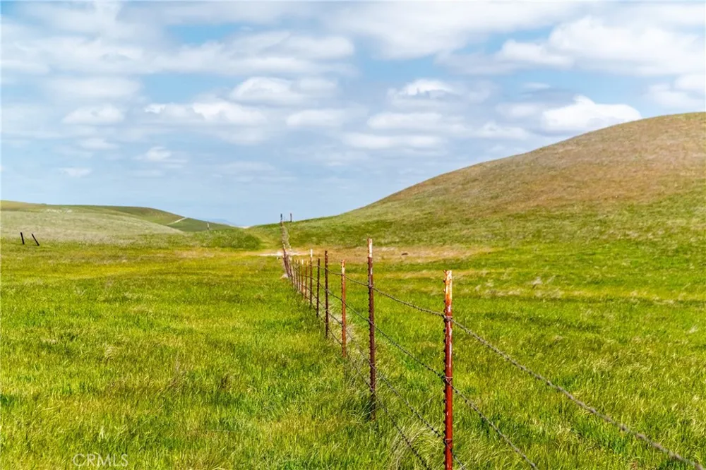 8050 Bitterwater Road Shandon, CA 93461