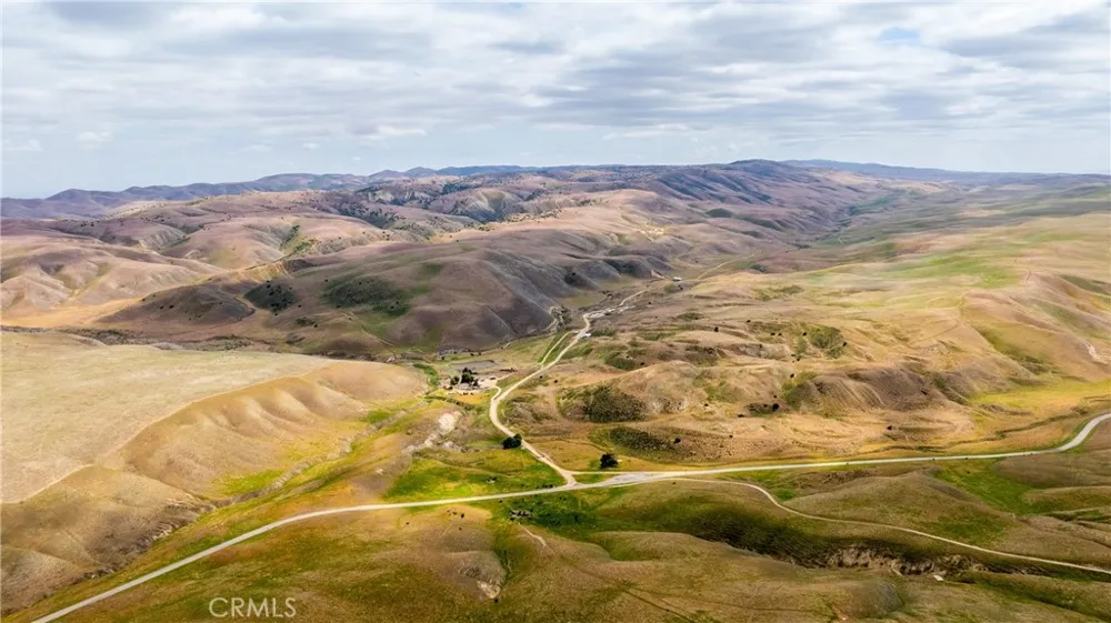 8050 Bitterwater Road Shandon, CA 93461