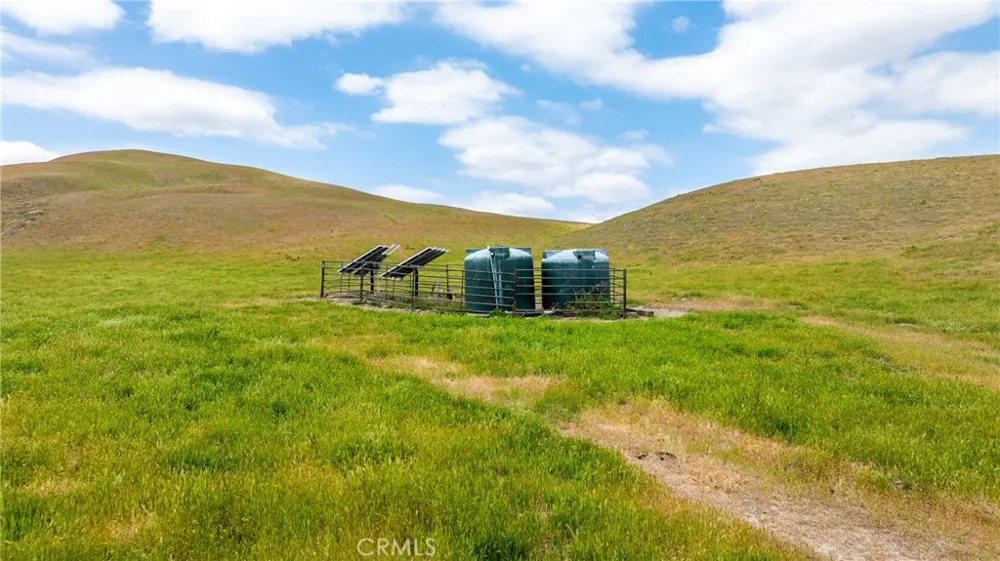 8050 Bitterwater Road Shandon, CA 93461
