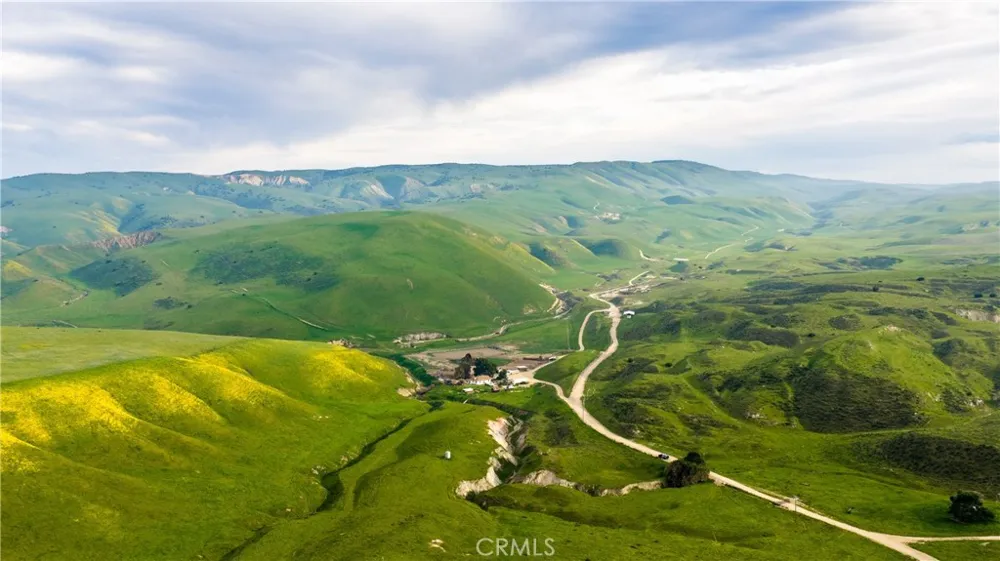 8050 Bitterwater Road Shandon, CA 93461