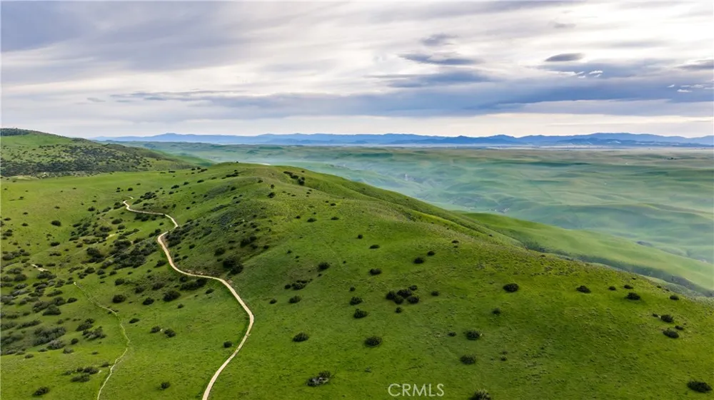 8050 Bitterwater Road Shandon, CA 93461