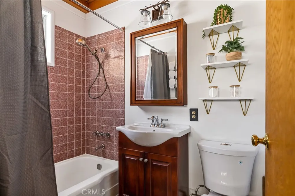 32903 Canyon Drive Green Valley Lake, CA 92341