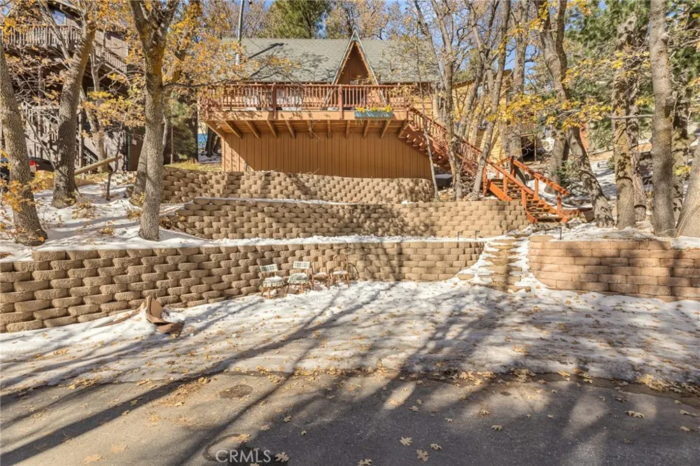 32903 Canyon Drive Green Valley Lake, CA 92341