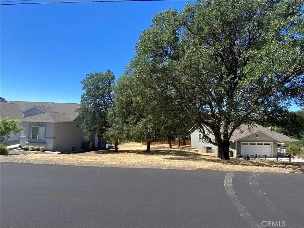 18981 Moon Ridge Road Hidden Valley Lake, CA 95467