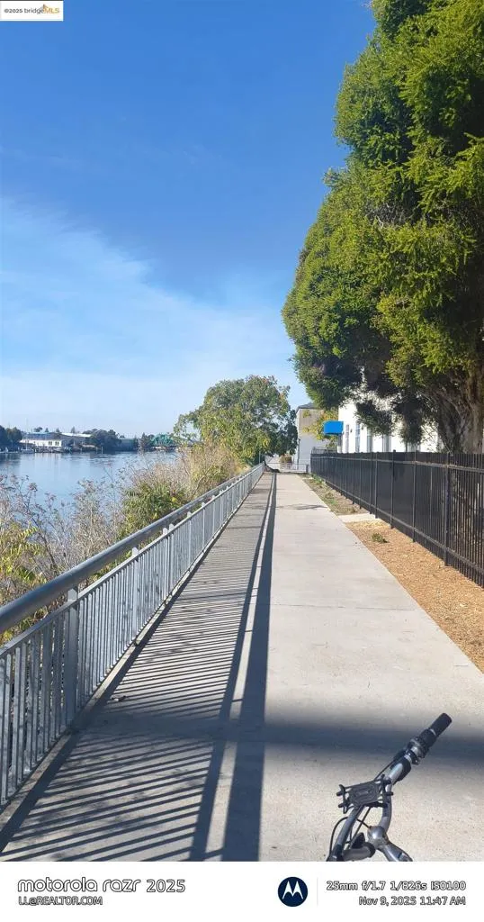 3532 San Leandro St Oakland, CA 94601