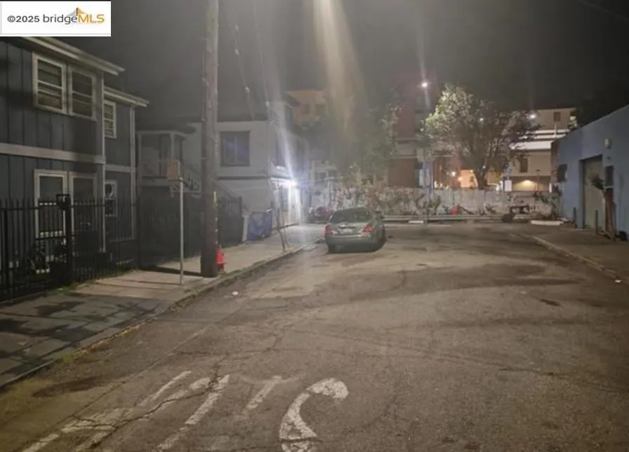 3532 San Leandro St Oakland, CA 94601