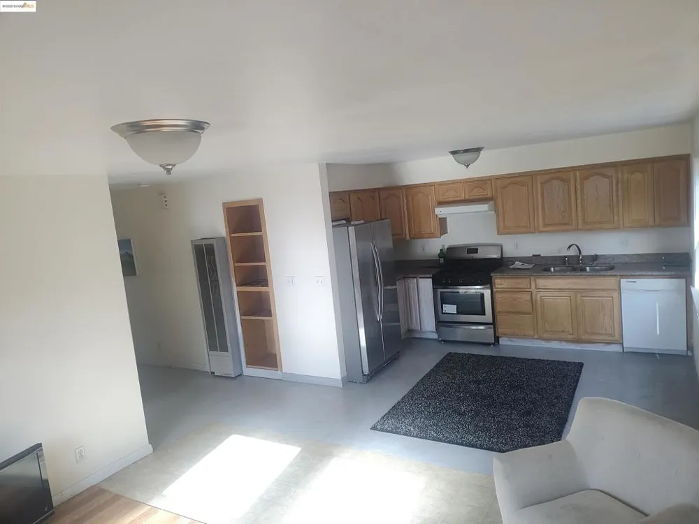 3532 San Leandro St Oakland, CA 94601