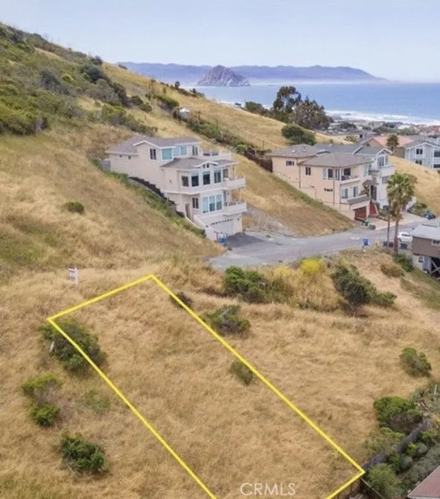 325 Cerro Gordo Avenue Cayucos, CA 93430
