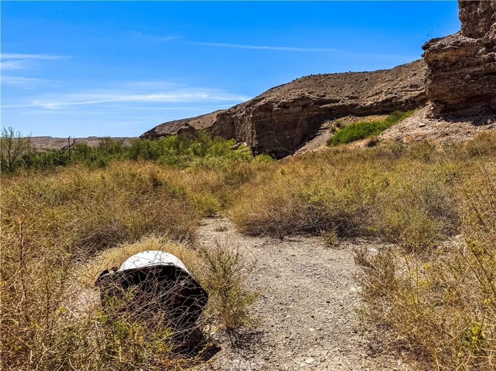 120 Old Spanish Trail Hwy Tecopa, CA 92389