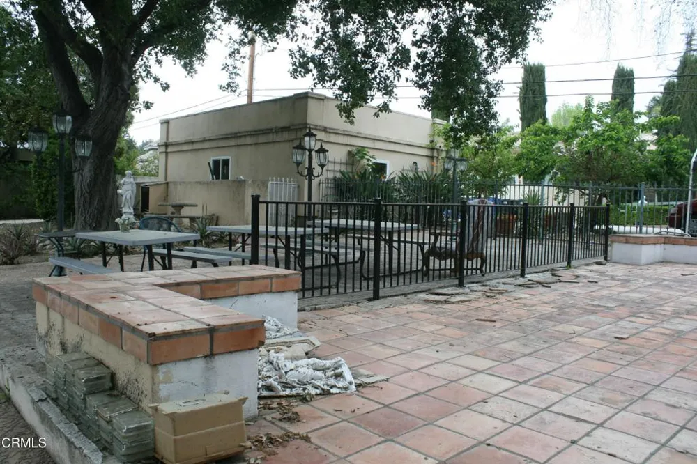 500 Georgian Road La Canada Flintridge, CA 91011