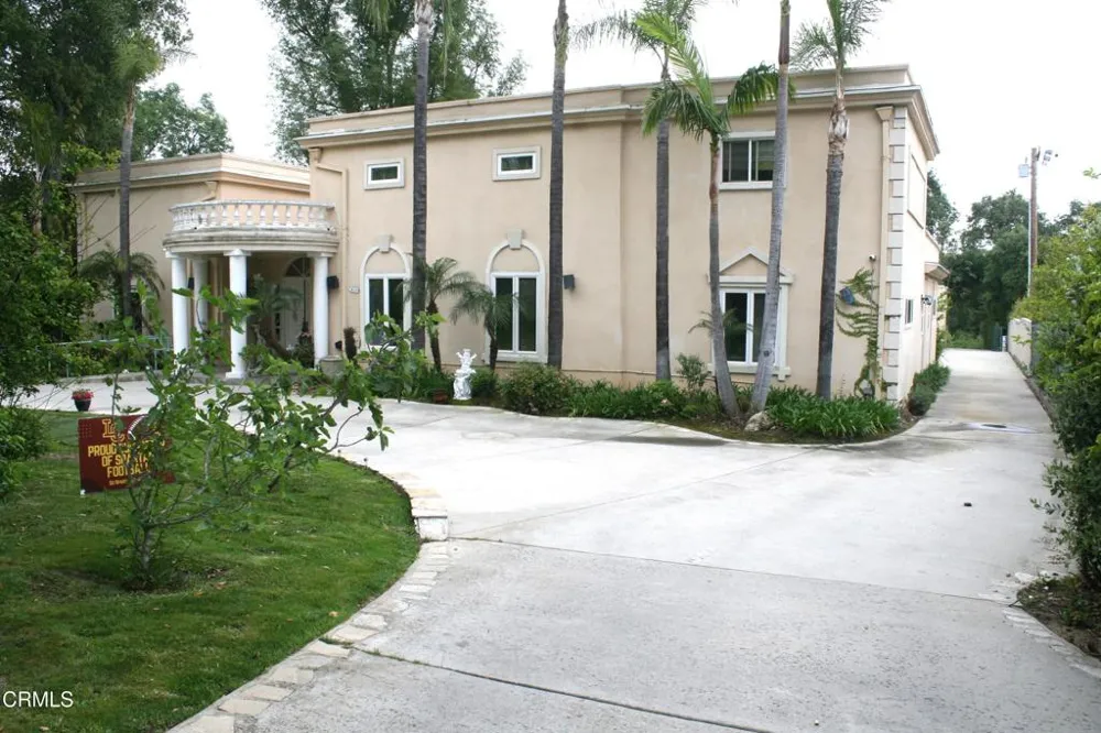 500 Georgian Road La Canada Flintridge, CA 91011