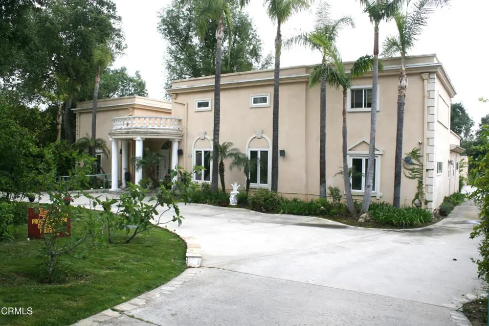 500 Georgian Road La Canada Flintridge, CA 91011