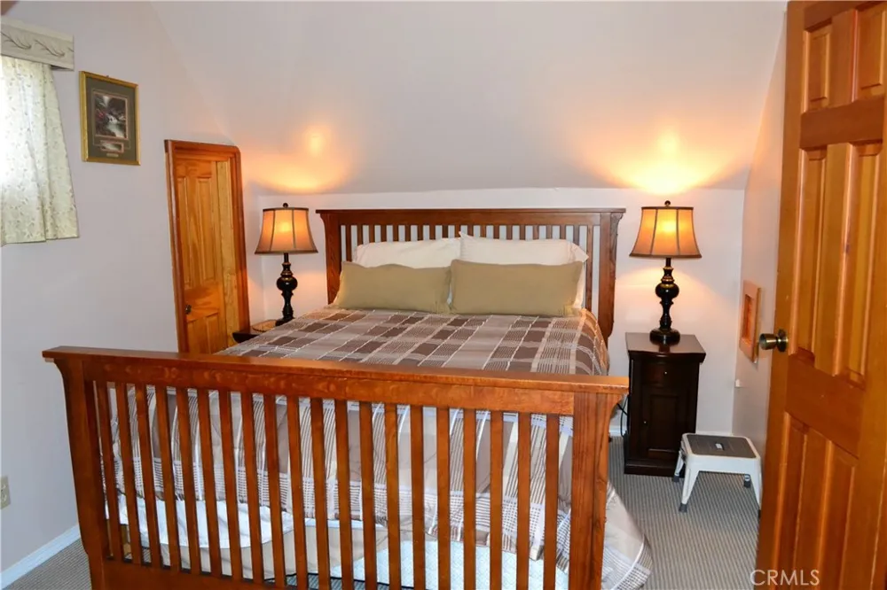 15433 Acacia Way Pine Mountain Club, CA 93225