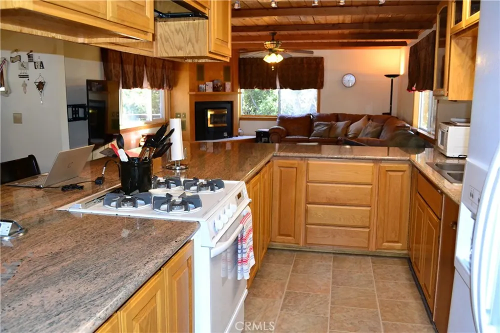 15433 Acacia Way Pine Mountain Club, CA 93225