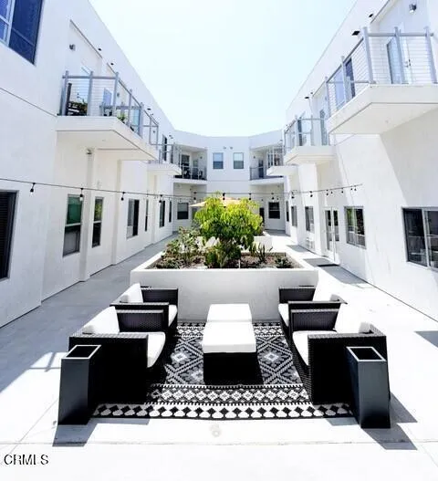 300 W 9th Street Oxnard, CA 93030