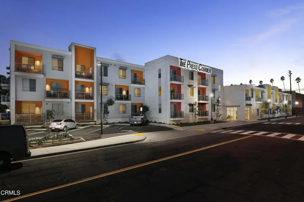 300 W 9th Street Oxnard, CA 93030