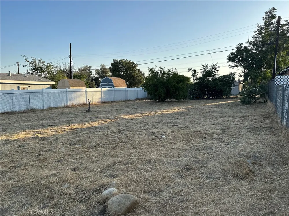 Almond Way Banning, CA 92220