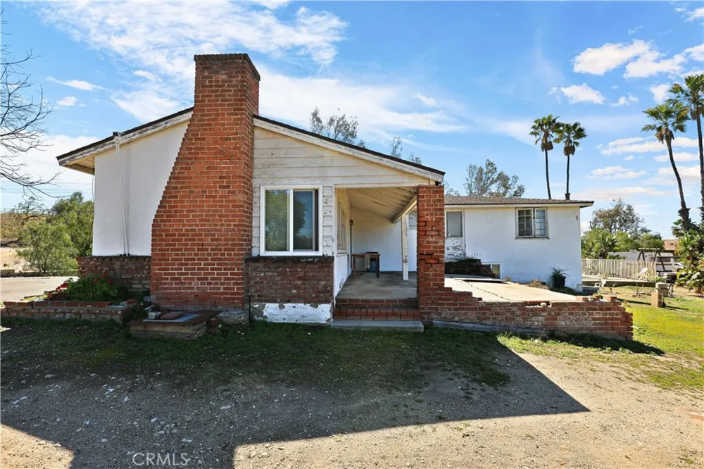 5231 Highland Yorba Linda, CA 92886
