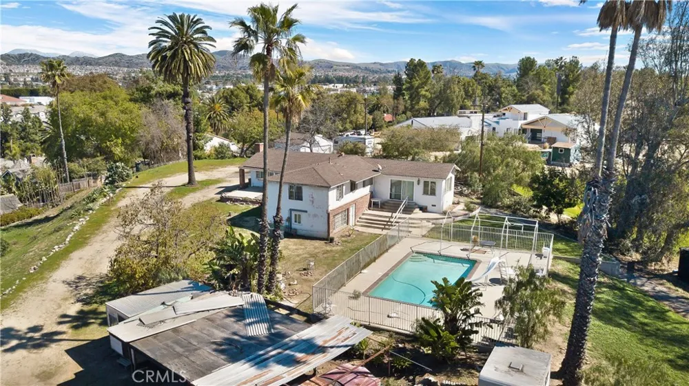 5231 Highland Yorba Linda, CA 92886