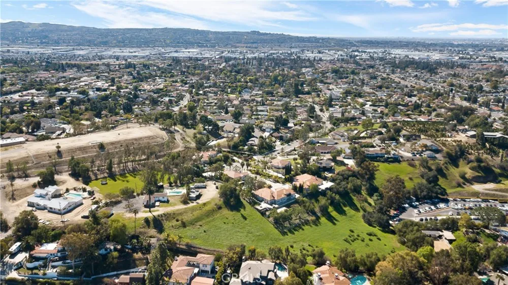 5231 Highland Yorba Linda, CA 92886